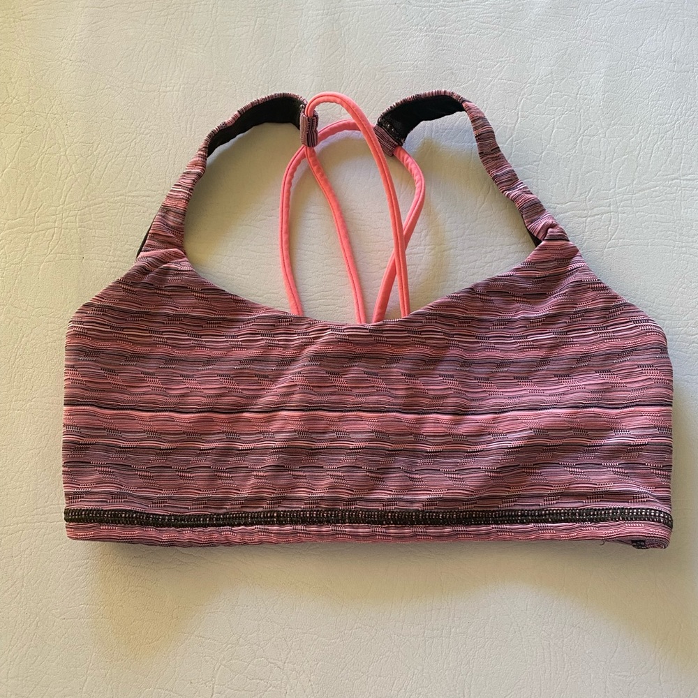 Lululemon free to be bra